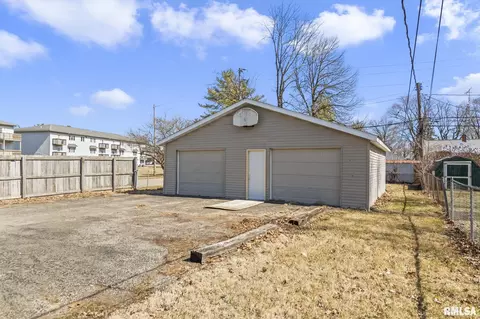 2820 S 3rd St, Springfield, IL 62703 photo 28