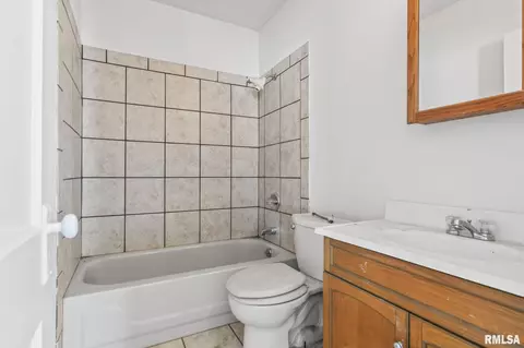 2820 S 3rd St, Springfield, IL 62703 photo 19
