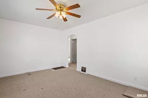 2820 S 3rd St, Springfield, IL 62703 photo 7
