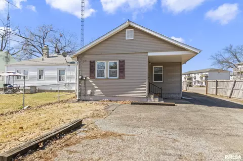 2820 S 3rd St, Springfield, IL 62703 photo 27