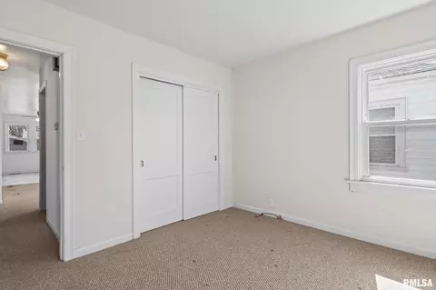 2820 S 3rd St, Springfield, IL 62703 photo 17