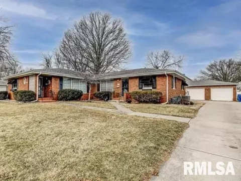 2305 Westchester Blvd, Springfield, IL 62704