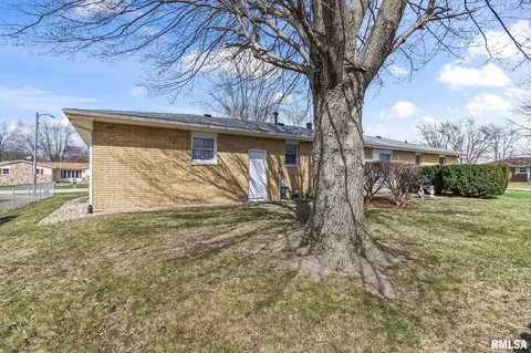 608 Rainbow Dr, Athens, IL 62613 photo 30
