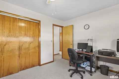 608 Rainbow Dr, Athens, IL 62613 photo 25