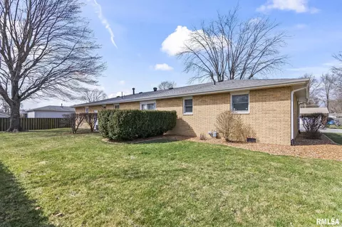 608 Rainbow Dr, Athens, IL 62613 photo 29