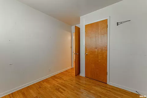 309 W Charles St, Mclean, IL 61754 photo 14