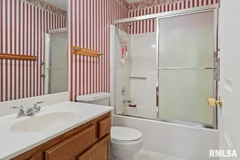 1425 Guemes Ct, Springfield, IL 62702 photo 17