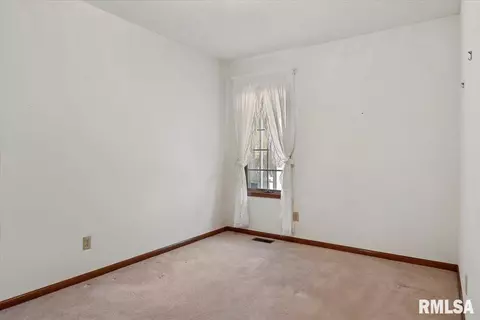 1425 Guemes Ct, Springfield, IL 62702 photo 18