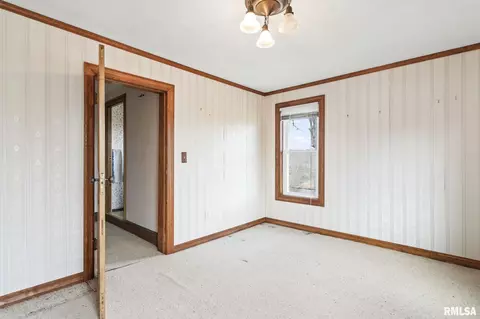 Bedroom - 570 W Andrew Rd, Springfield, IL 62707 photo 5 of 9