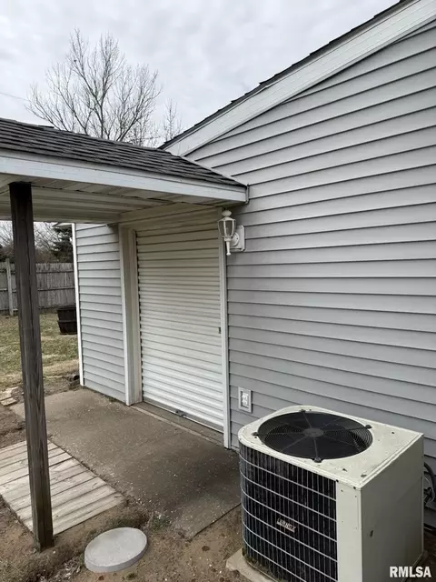 Other - 1068 1st St, Gladstone, IL 61437 photo 14 of 16