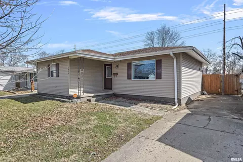1812 Camden St, Springfield, IL 62702