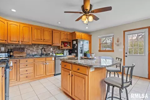 14 Carole Rd, Springfield, IL 62711 photo 7