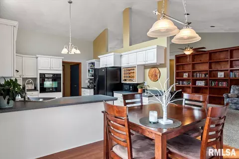 1109 Harmony Ct, Springfield, IL 62703 photo 15