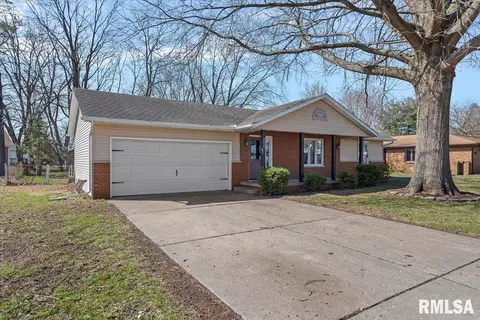 2028 Croydon Dr, Springfield, IL 62703