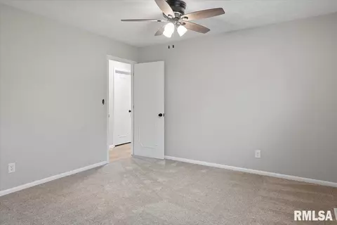 Bedroom - 7 Interlacken Rd, Springfield, IL 62704 photo 8 of 8