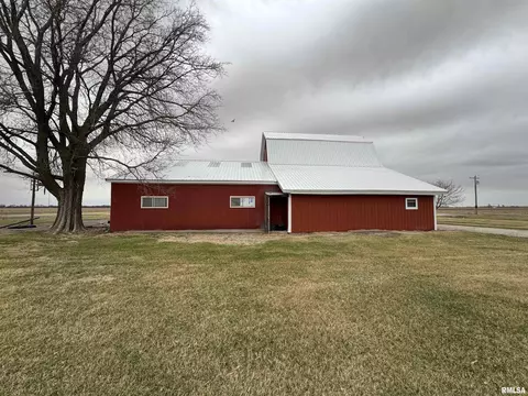 Exterior - 1740 120th St, Cameron, IL 61423 photo 10 of 13
