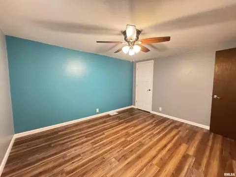 Bedroom - 1740 120th St, Cameron, IL 61423 photo 10 of 11