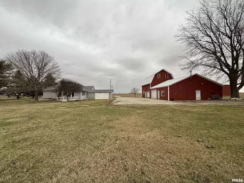 Exterior - 1740 120th St, Cameron, IL 61423 photo 3 of 13
