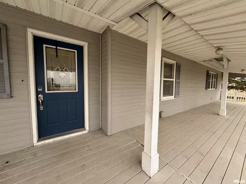 Exterior - 1740 120th St, Cameron, IL 61423 photo 8 of 13