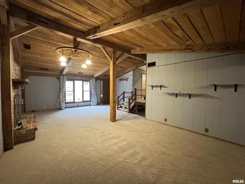 Living - 1740 120th St, Cameron, IL 61423 photo 4 of 9