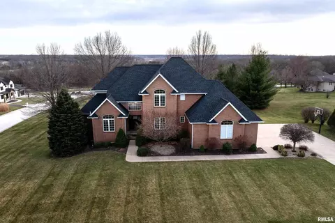 3510 Timberline Dr, Quincy, IL 62305