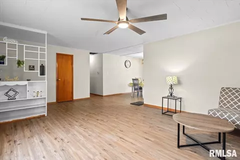 2680 Tozer Rd, Springfield, IL 62707 photo 6