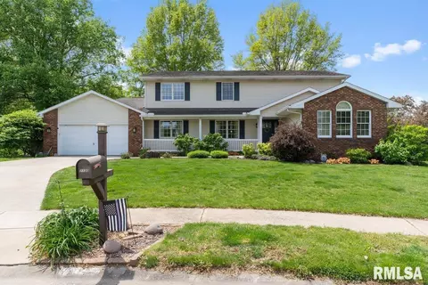 3120 Kensington Dr, Springfield, IL 62702