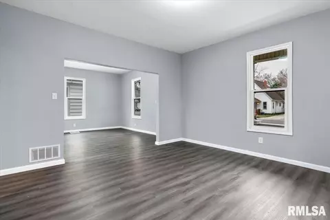 1108 N 12th St, Springfield, IL 62702 photo 14