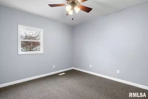 1108 N 12th St, Springfield, IL 62702 photo 22
