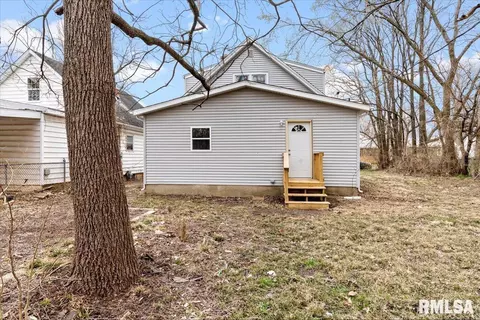 1108 N 12th St, Springfield, IL 62702 photo 5
