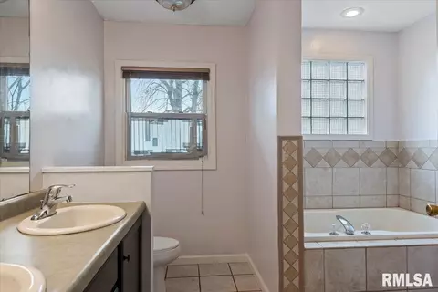Bath - 3400 Ginger Creek Dr, Springfield, IL 62711 photo 1 of 2