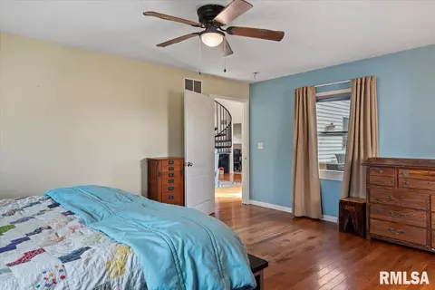 Bedroom - 3400 Ginger Creek Dr, Springfield, IL 62711 photo 3 of 9