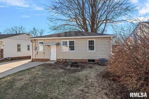 2524 S Walnut St, Springfield, IL 62704 photo 27