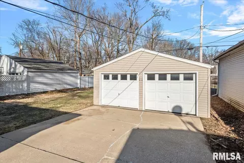 2524 S Walnut St, Springfield, IL 62704 photo 24