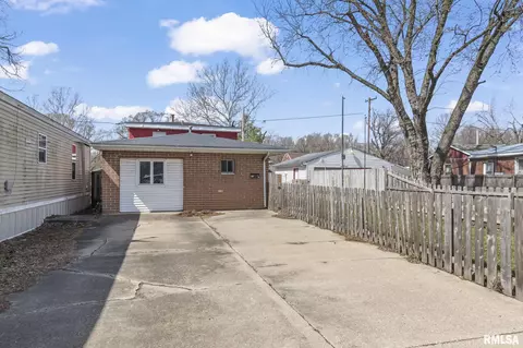 411 N Stephens Ave, Springfield, IL 62702 photo 28