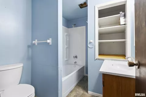411 N Stephens Ave, Springfield, IL 62702 photo 20