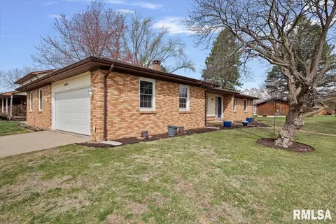 2501 Huntleigh Rd, Springfield, IL 62704 photo 4