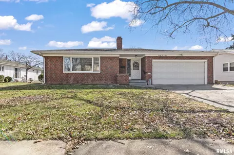 2604 Arlington Dr, Springfield, IL 62704