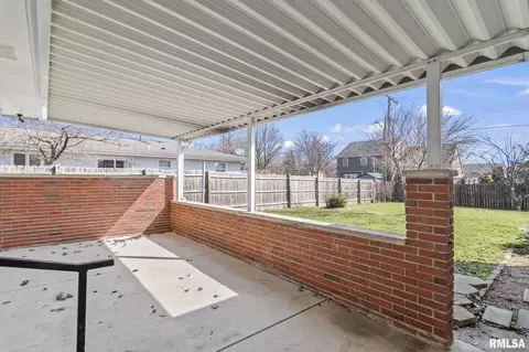 2604 Arlington Dr, Springfield, IL 62704 photo 35