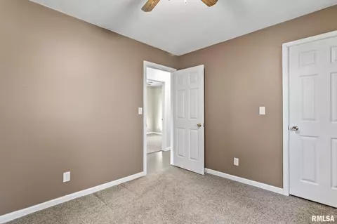 61 Longview Dr, Springfield, IL 62712 photo 27