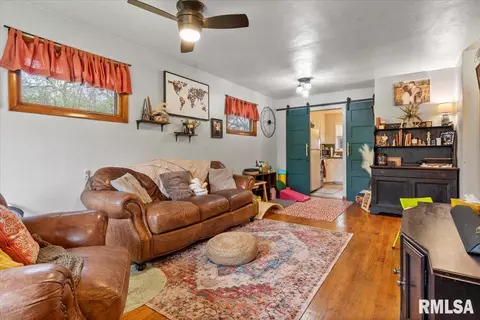 Living - 2628 Kent Dr, Springfield, IL 62703 photo 2 of 2