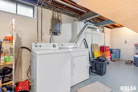 Other - 2628 Kent Dr, Springfield, IL 62703 photo 6 of 9