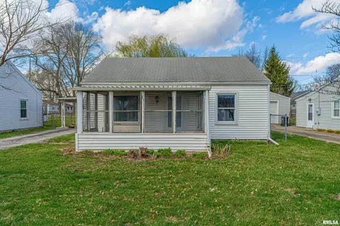 Other - 1426 3rd St, Lincoln, IL 62656 photo 2 of 6