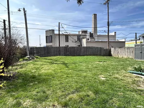 2153 S State St, Springfield, IL 62704 photo 30