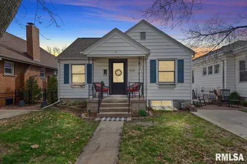 1824 S Walnut St, Springfield, IL 62704