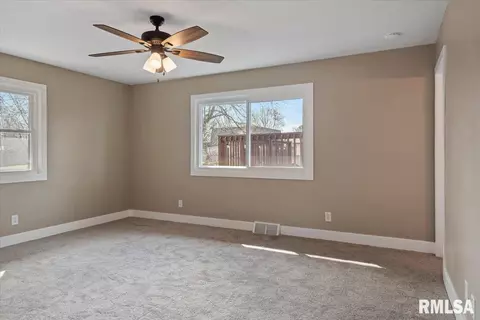 2116 Trowbridge Rd, Springfield, IL 62703 photo 17