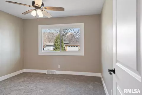 2116 Trowbridge Rd, Springfield, IL 62703 photo 23