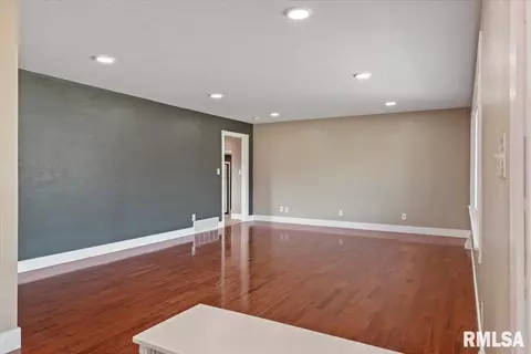 2116 Trowbridge Rd, Springfield, IL 62703 photo 5