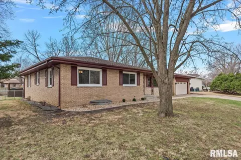 2116 Trowbridge Rd, Springfield, IL 62703 photo 3
