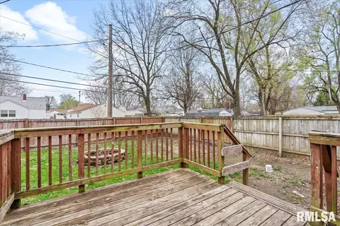 Exterior - 2522 Burton Dr, Springfield, IL 62703 photo 1 of 4